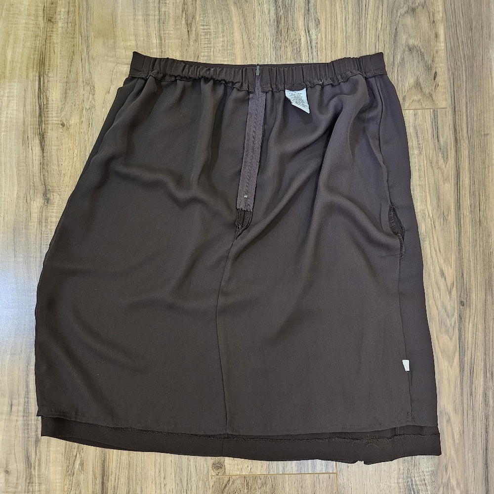 Danny & Nicole two-piece set blouse and skirt - Picture 15 of 16